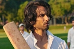 Shahid Kapoor's Jersey opens on a poor note