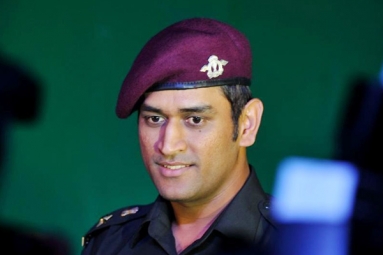 MS Dhoni Likely to Unfurl Tri-Color in Leh on Indian Independence Day